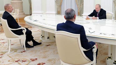 Russia's President Vladimir Putin meets with Azerbaijan's President Ilham Aliyev and Armenia's PM Nikol Pashinyan to discuss the implementation of the ceasefire over Nagorno-Karabakh, Jan.11, 2021. (Reuters)