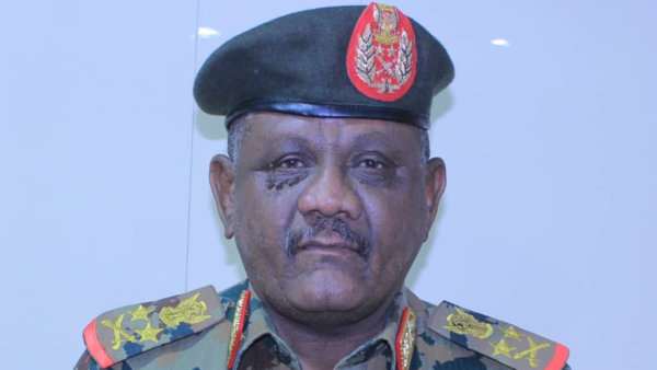 رئيس الأركان السوداني يتفقد الحدود مع إثيوبيا بعد قصف ليلي