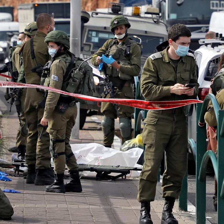 Israeli soldiers shoot, kill Palestinian man, wife sustains bullet wounds: Sources
