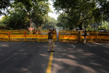 Indian policemen close a road leading towards the Israeli embassy. (File photo: AFP)
