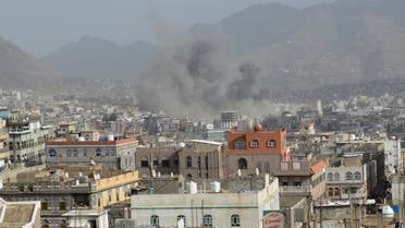 Smoke billows after an air strike in Yemen's central city of Ibb April 12, 2015. REUTERS/Stringer