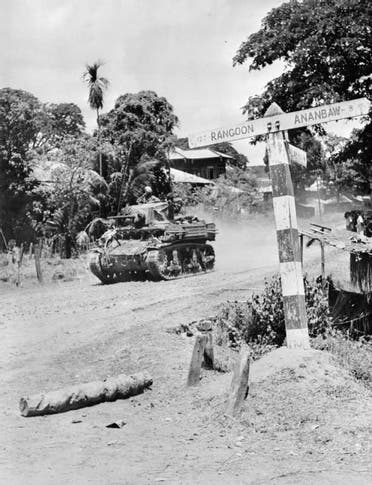 جانب من قوات الحلفاء أثناء تقدمها نحو رانغون