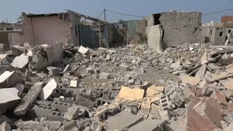 شاهد.. دمار في منازل المواطنين جراء قصف حوثي غربي اليمن