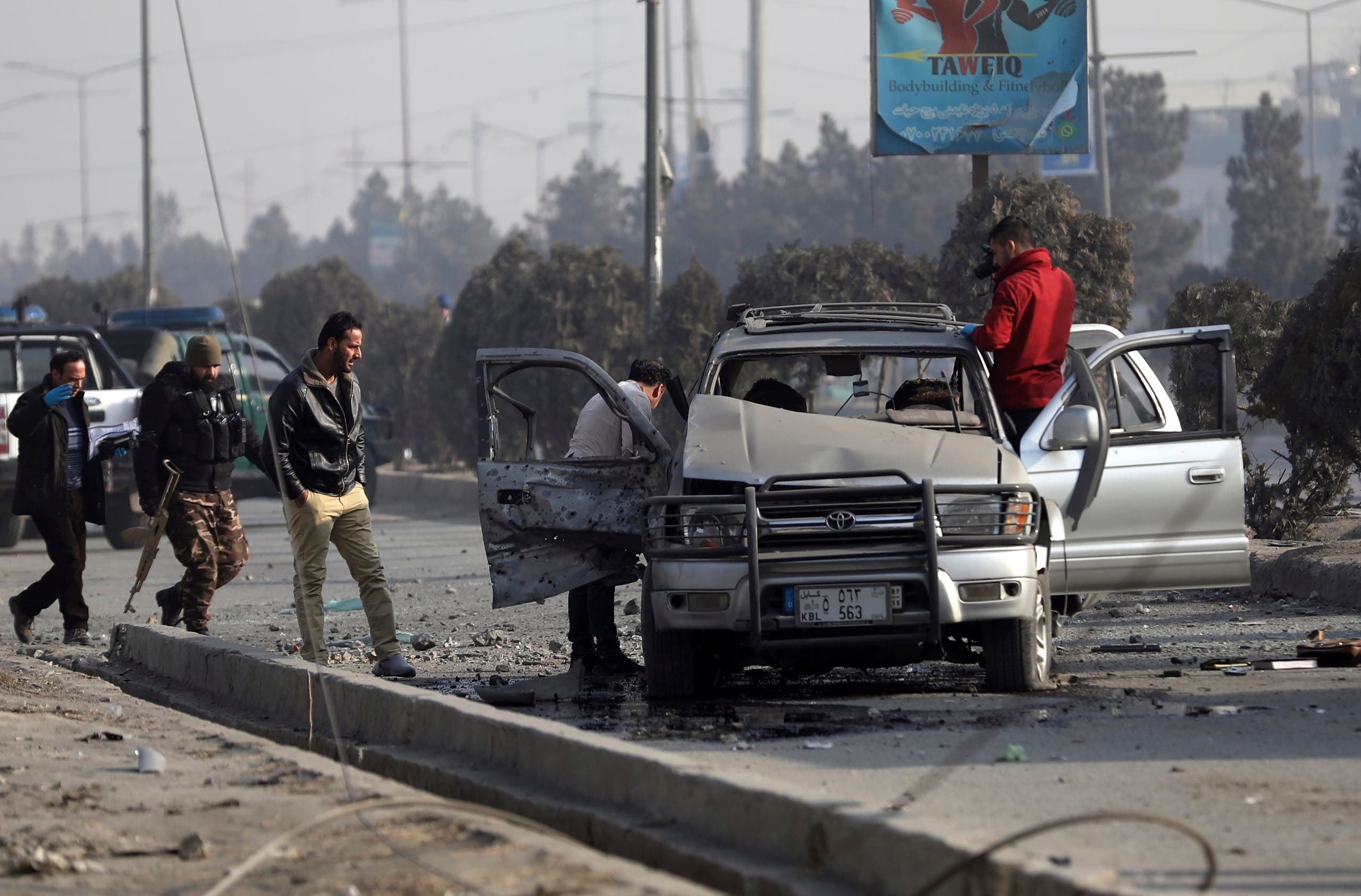 من موقع أحد الانفجارات في كابول اليوم
