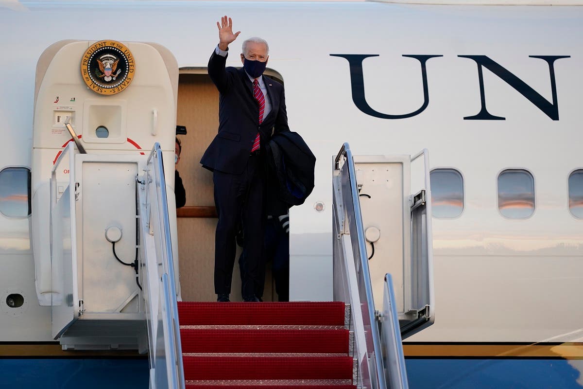 President Joe Biden boards Air Force One at Andrews Air Force Base for a weekend trip to his hometown of Wilmington, Delaware, February 5, 2021. (AP)