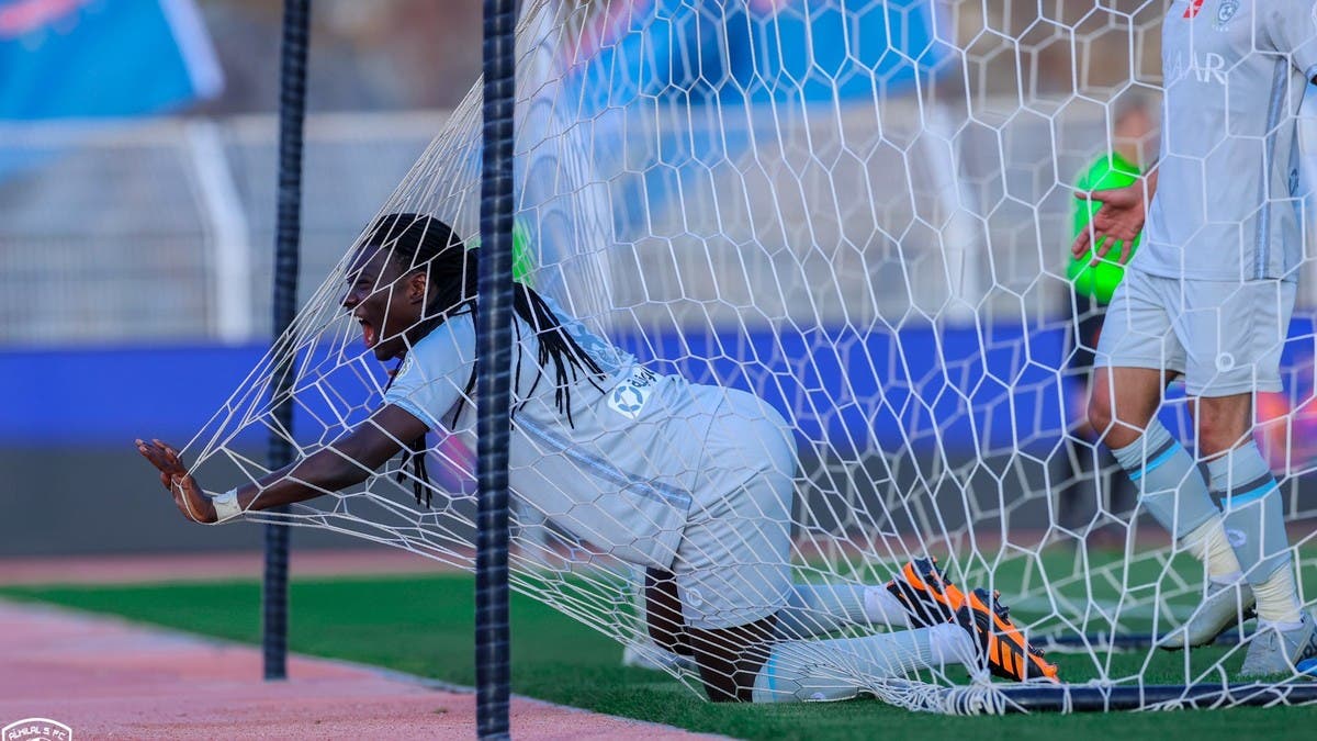الهلال ينتفض ويمزق شباك العين بخماسية