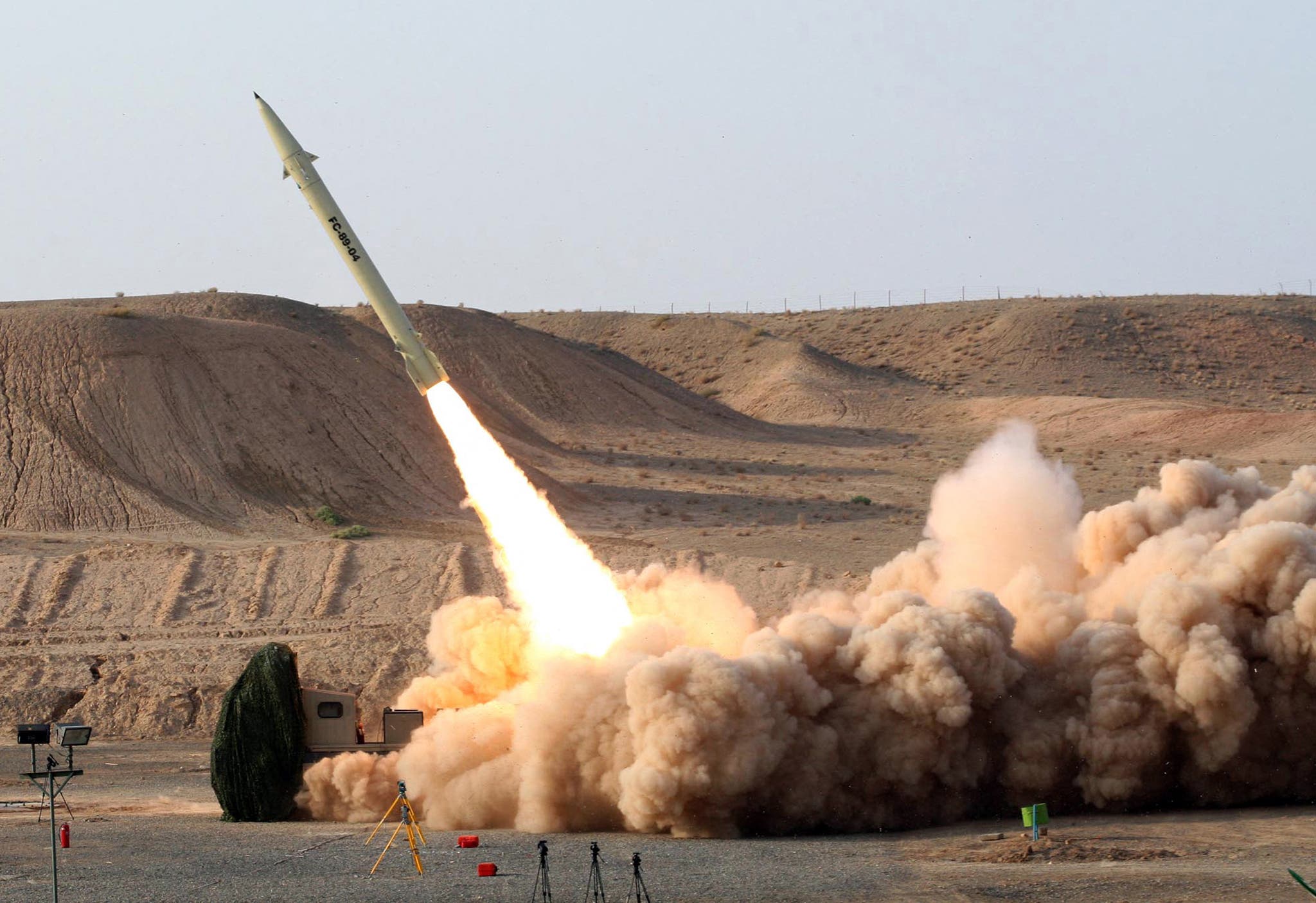 صاروخ فاتح 110 في إيران (أرشيفية من فرانس برس)