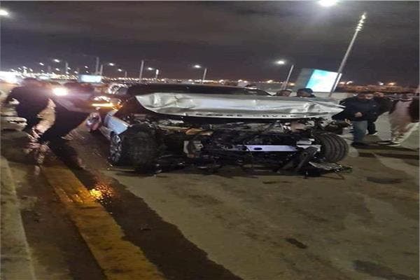 سيارة عمرو أديب بعد الحادثة