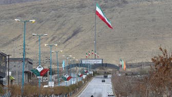شد وجذب بين طهران وواشنطن.. "العقوبات باقية حتى التفاوض"