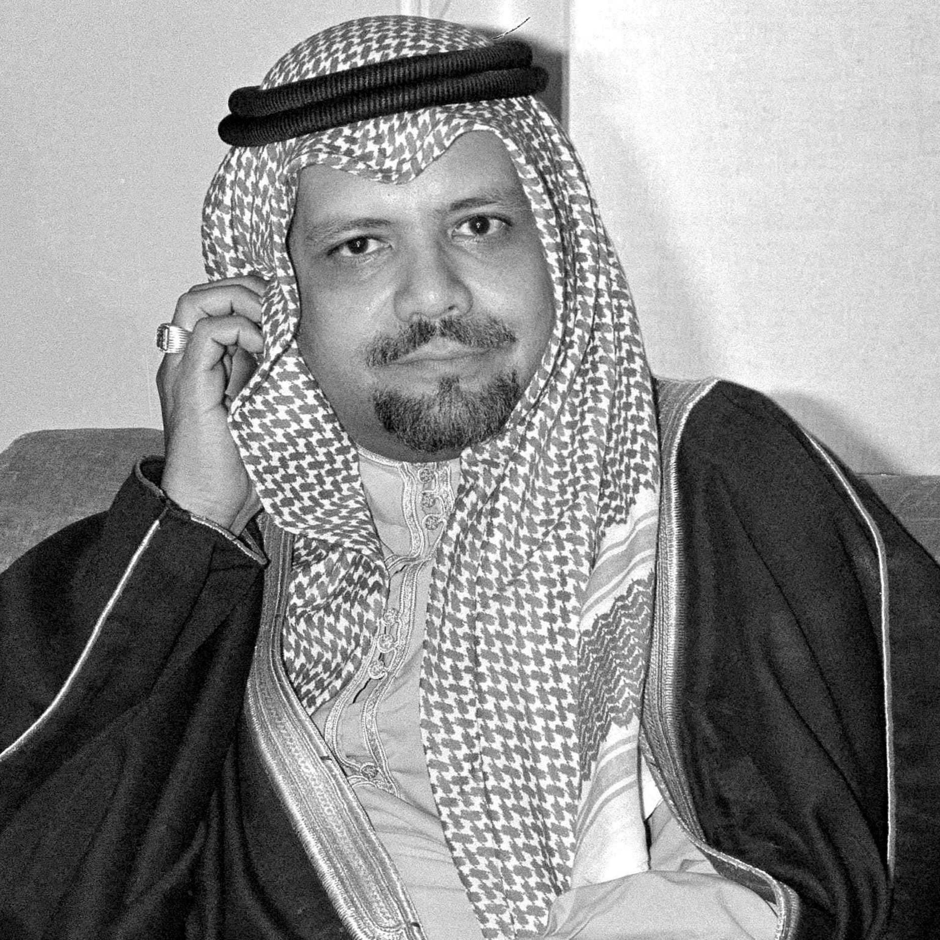 وفاة وزير البترول السعودي الأسبق زكي يماني