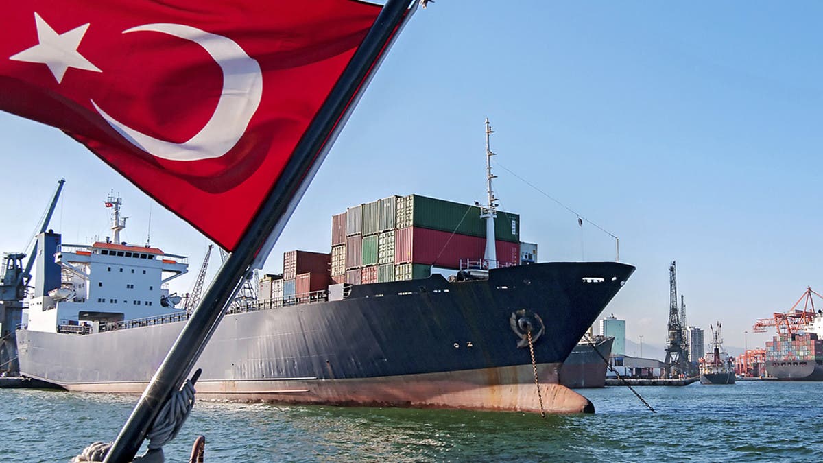 العجز التجاري التركي يرتفع 76.7% في مارس