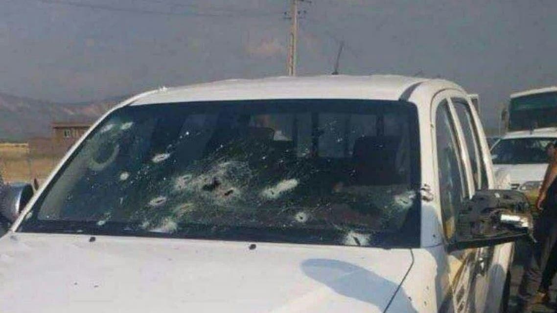 صورة من تعرض سيارة الحرس الثوري للهجوم