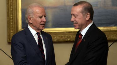 لقاء سابق بين أردوغان وبايدن في إسطنبول (أرشيفية من فرانس برس)