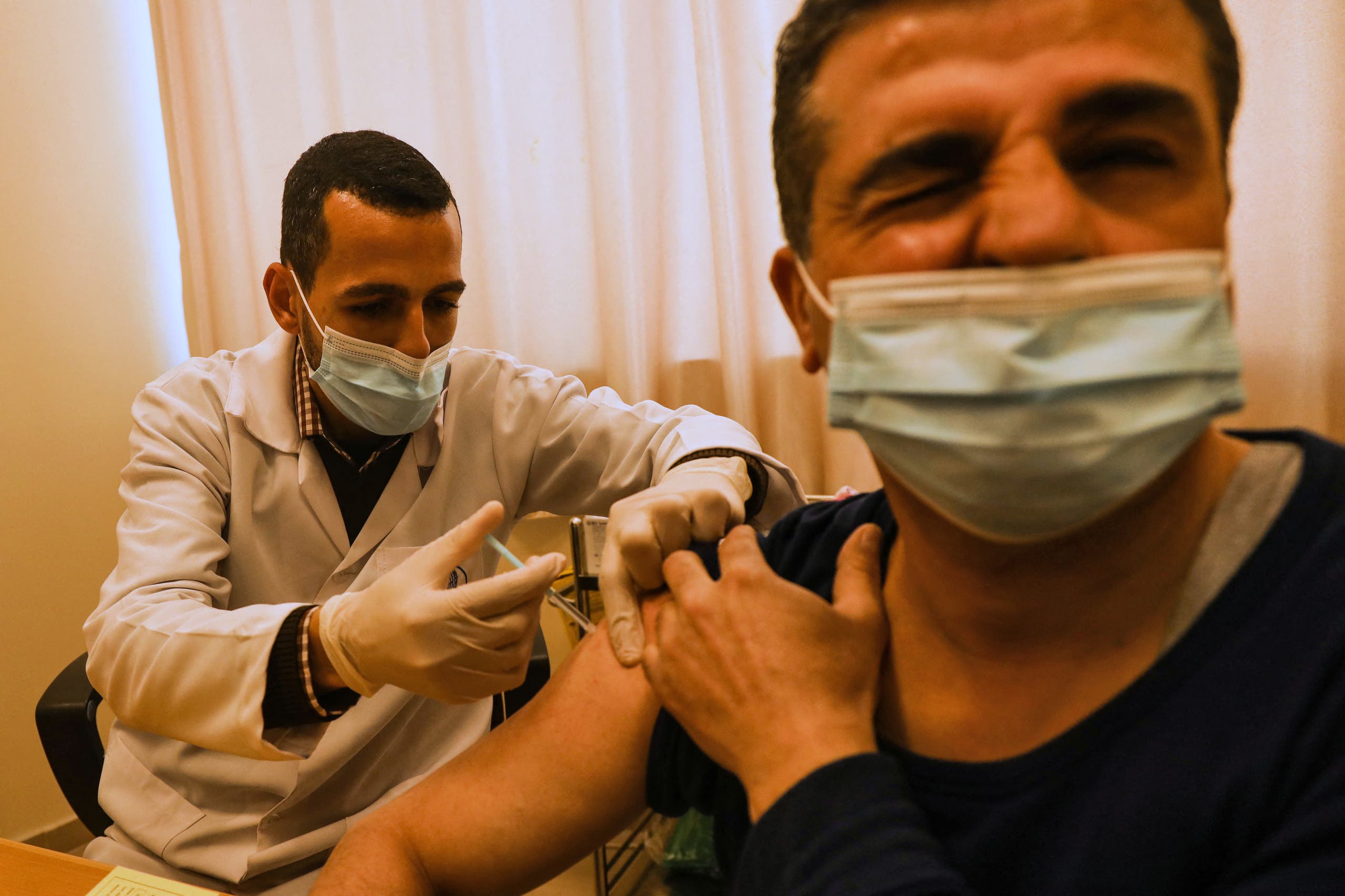 من حملة التطعيم في غزة