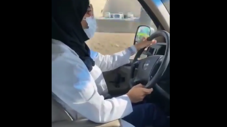 Video of female Saudi ambulance driver in Riyadh goes viral 