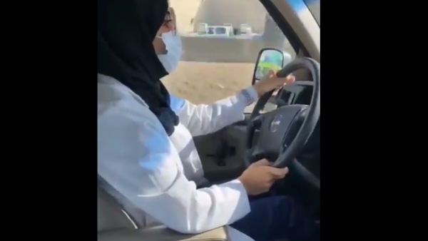 Video of female Saudi ambulance driver in Riyadh goes viral