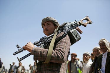 A Houthi tribesman holds his weapon during a gathering showing support for the Houthi militia, in Sanaa, Yemen, Sept. 21, 2019. (File photo: AP)
