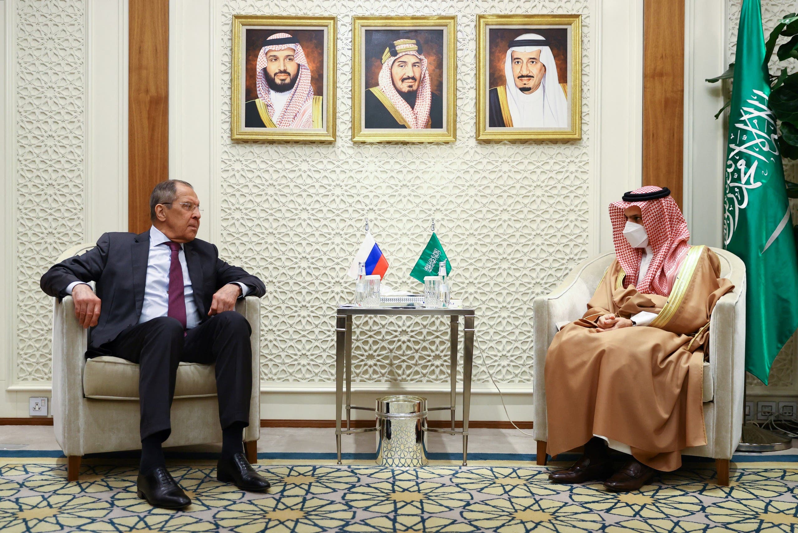 Prince Faisal bin Farhan bin Abdullah and Lavrov in Riyadh