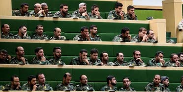 عناصر من الحرس الثوري الإيراني (فرانس برس)