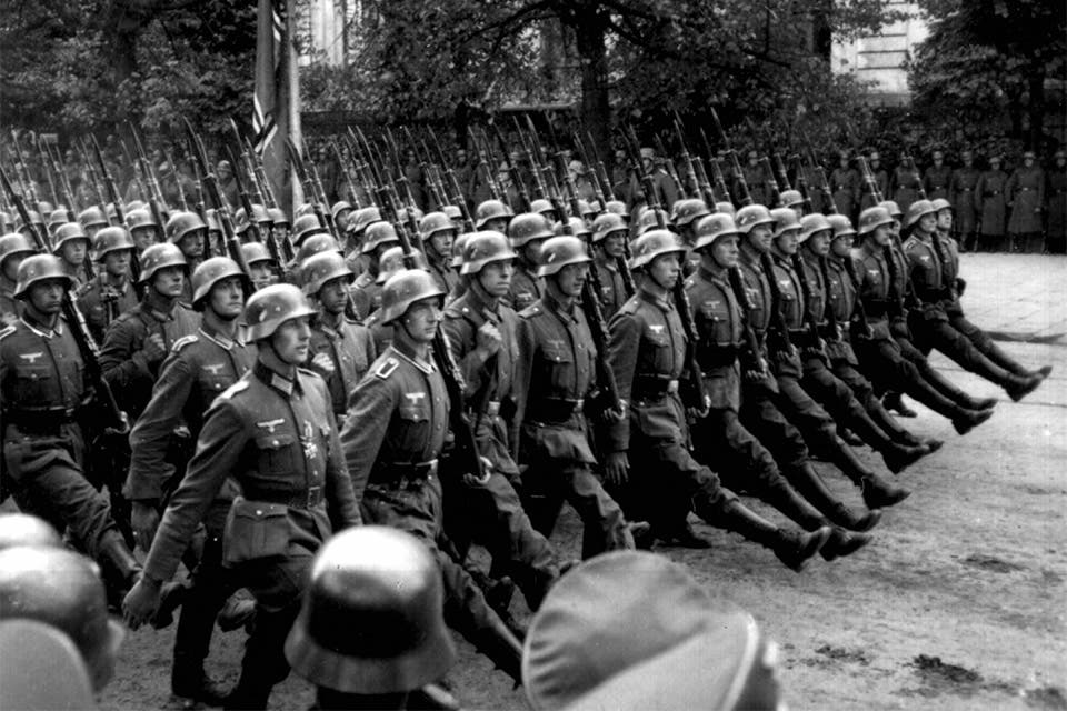 Portrait of a number of German soldiers during a parade