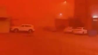 ریتلے طوفان اور گرد آلود آندھی نے شمالی سعودی عرب کے دن کو رات میں بدل دیا