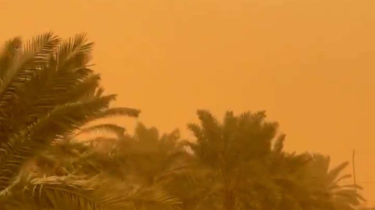 خبراء الطقس في المملكة يحذرون من موجات الغبار