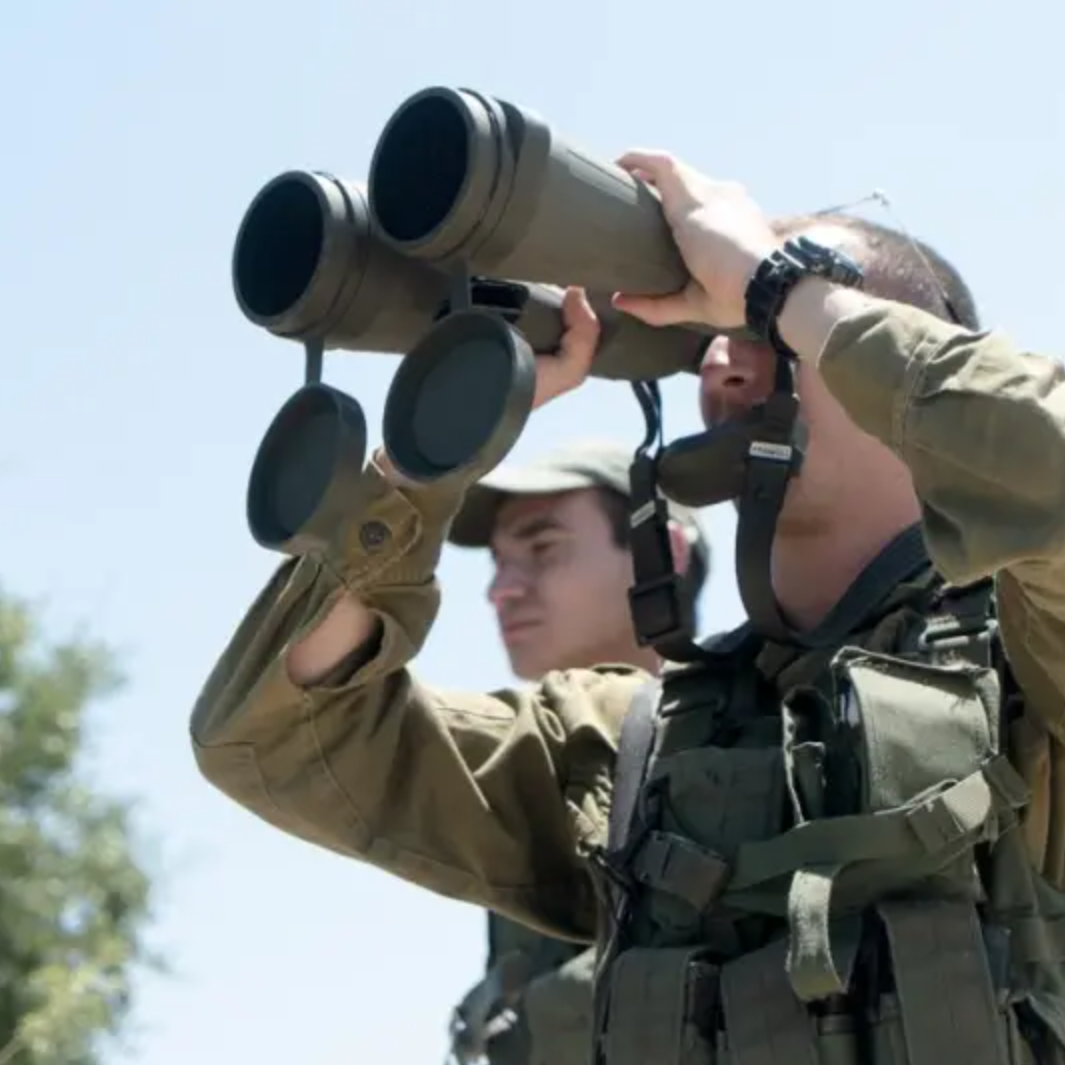 جنرال إسرائيلي يتحدث عن استعدادات لألفي صاروخ يوميا قد يطلقها حزب الله