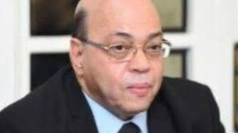 وفاة وزير الثقافة المصري الأسبق شاكر عبد الحميد بكورونا