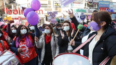 مسيرة للنساء في اسطنبول في يوم المرأة العالمي 