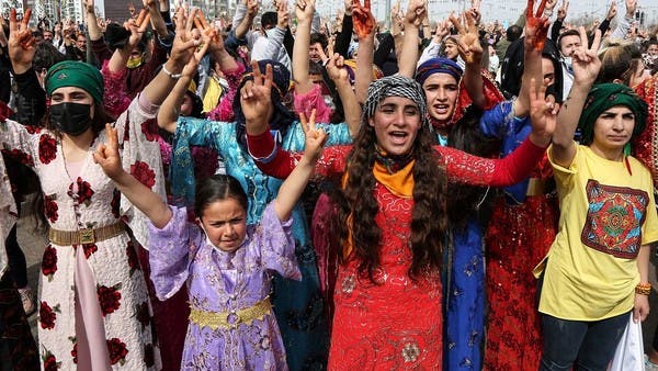 tens-of-thousands-of-turkish-kurds-in-new-year-diyarbakir-protest-over-repression