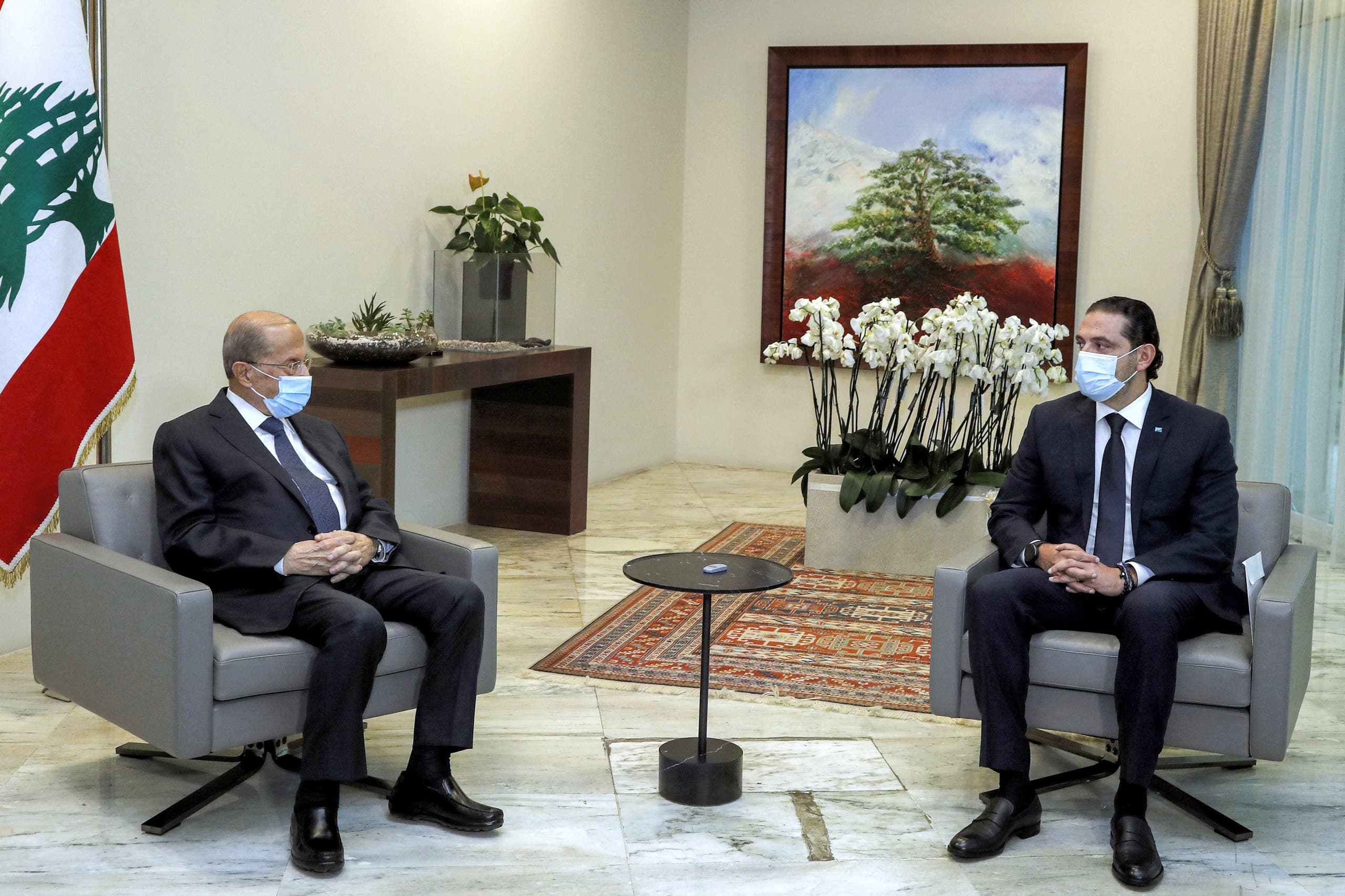 رئيس جمهورية لبنان ميشال عون وسعد الحريري (أرشيفية- فرانس برس)