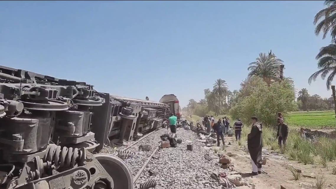 وسائل إعلام مصرية: سقوط ضحايا في تصادم قطارين في محافظة #سوهاج جنوبي #القاهرة #مصر #العربية