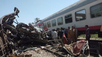 مصر:دومسافر ٹرینوں میں خوف ناک تصادم کے ایک روز بعد ریلوے ٹریفک بحال 