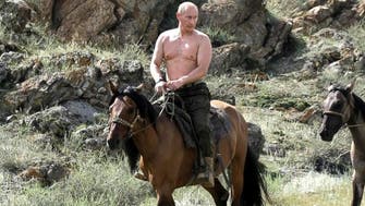 بوتين الذي صنع لنفسه صورة القوي يعترف: تشقلبت من على ظهر جواد