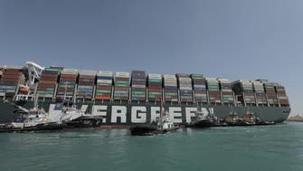 رئيس قناة السويس: لأول مرة يتم تحرير سفينة جانحة دون تفريغ حمولتها