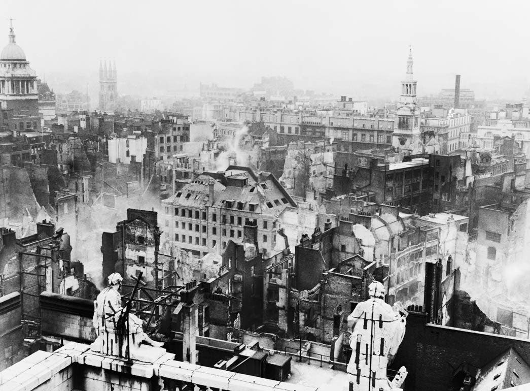 صورة لجانب من الخراب الذي تسبب فيه القصف الألماني