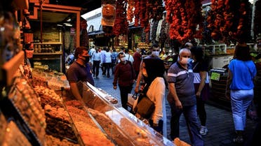 People shop at the Spice Market also known as the Egyptian Bazaar as the outbreak of the coronavirus continues, in Istanbul, Turkey September 9, 2020. (Reuters/Umit Bektas)