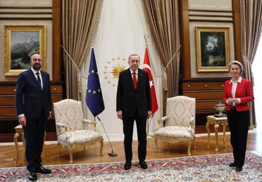أورسولا فون دير لاين ورجب طيب أردوغان وشارل ميشيل في أنقرة