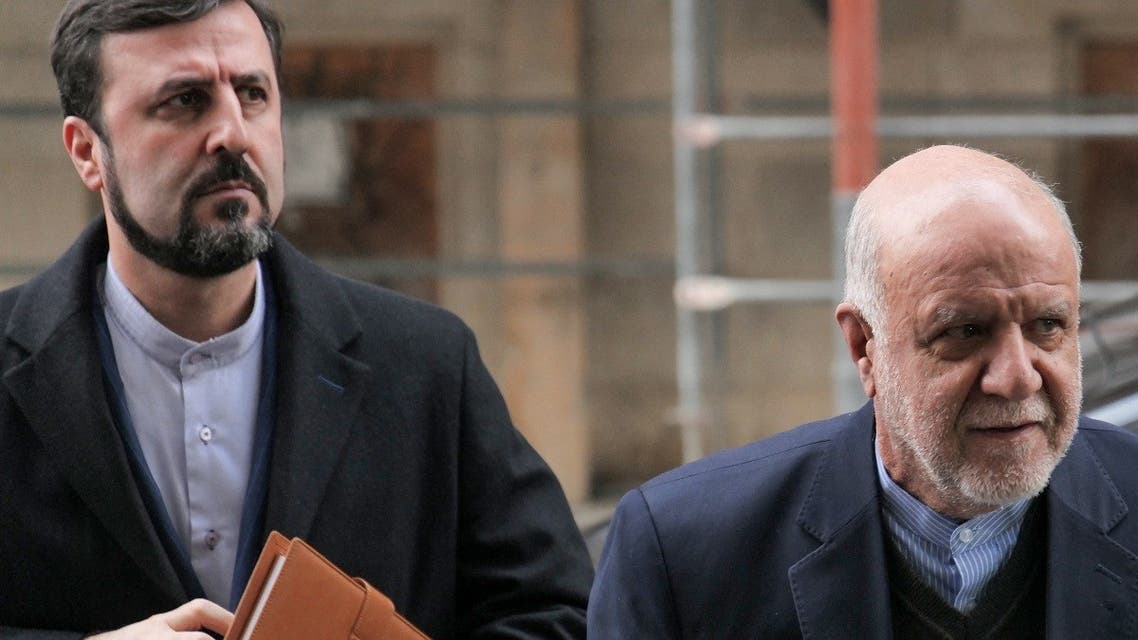 Iran’s Oil Minister Bijan Namdar Zanganeh (R) and Kazem Gharibabadi, Iran’s Ambassador to the International Atomic Energy Agency (IAEA), arrive for the 177th OPEC meeting in Vienna, Austria. (File photo: AFP)