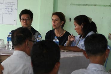  كريستين شرانر بورغنر خلال زيارة سابق لها لميانمار
