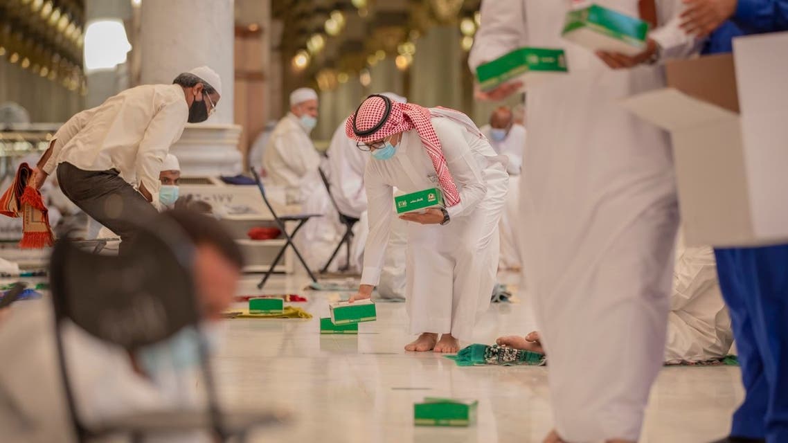 وجبة إفطار في الحرمين
