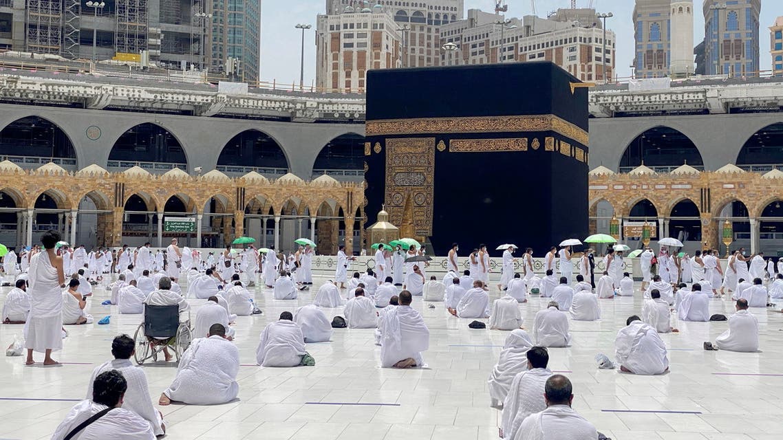Muslims perform Friday prayers at the Grand Mosque during the holy month of Ramadan, in the holy city of Mecca, Saudi Arabia, April 16, 2021. (Reuters)
