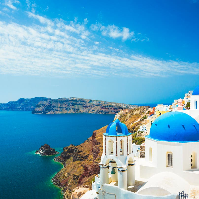 "الاتحاد للطيران" تطلق رحلات صيفية إلى أشهر جزر اليونان