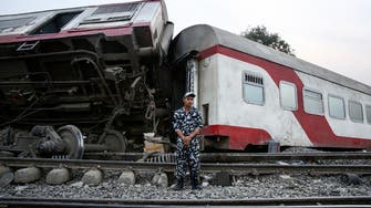 بعد مآسي القطارات.. إقالة رئيس هيئة سكك الحديد في مصر