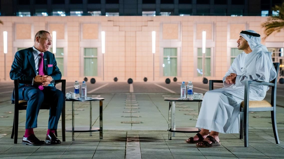 The United Arab Emirates’ Minister of Foreign Affairs and International Cooperation Sheikh Abdullah bin Zayed Al Nahyan receives Israel’s Special Envoy to Gulf States, Zvi Heifetz. (WAM)