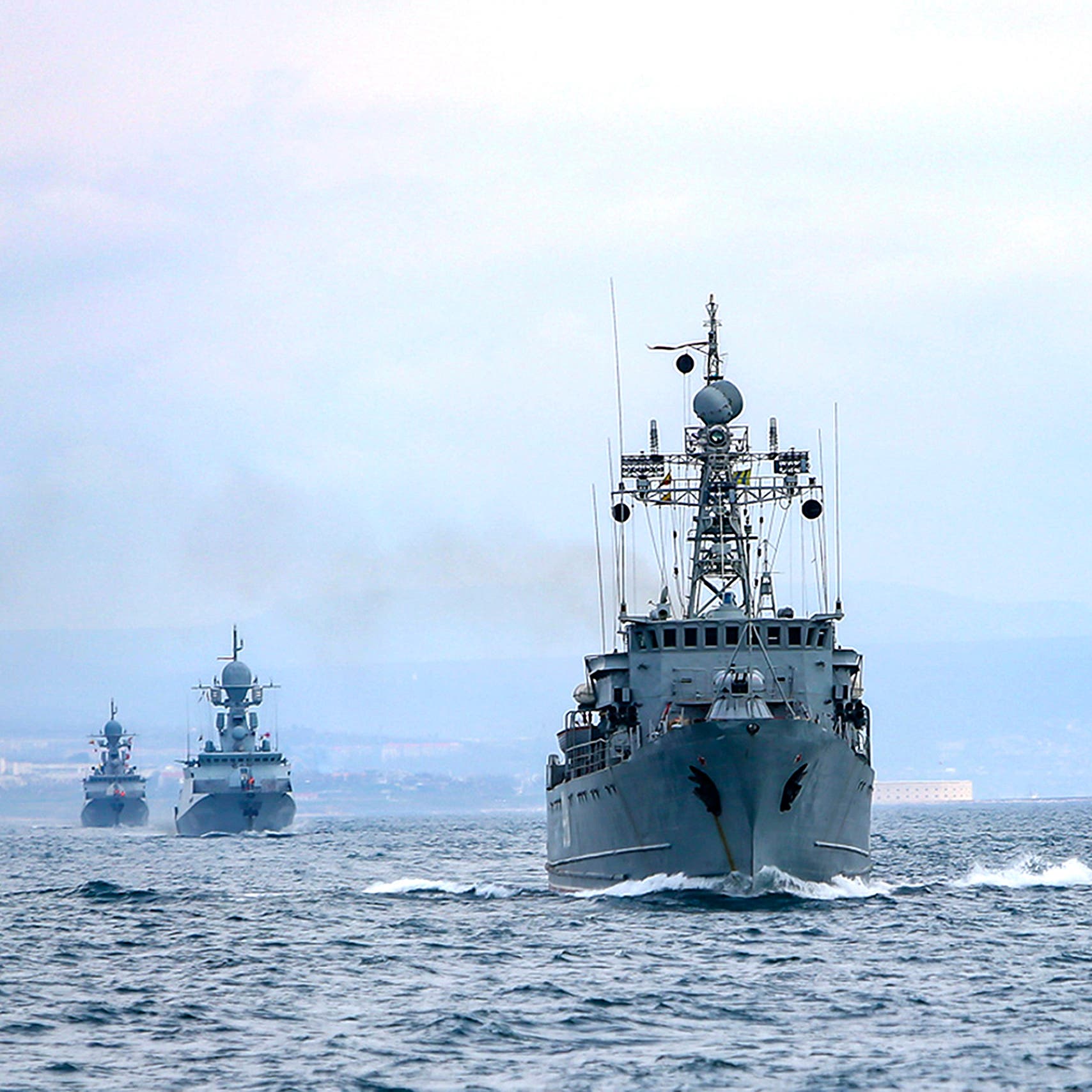 كييف: أكثر من 70 سفينة محاصرة في موانئنا بسبب روسيا