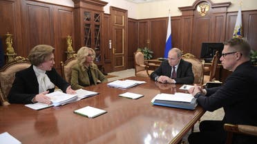 Russian President Vladimir Putin holds a meeting on preventing measures against the spread of novel coronavirus with Anna Popova, the head of Russia’s consumer safety watchdog, deputy prime minister Tatyana Golikova, Health Minister Mikhail Murashko, Moscow, on January 29, 2020. (AFP) 
