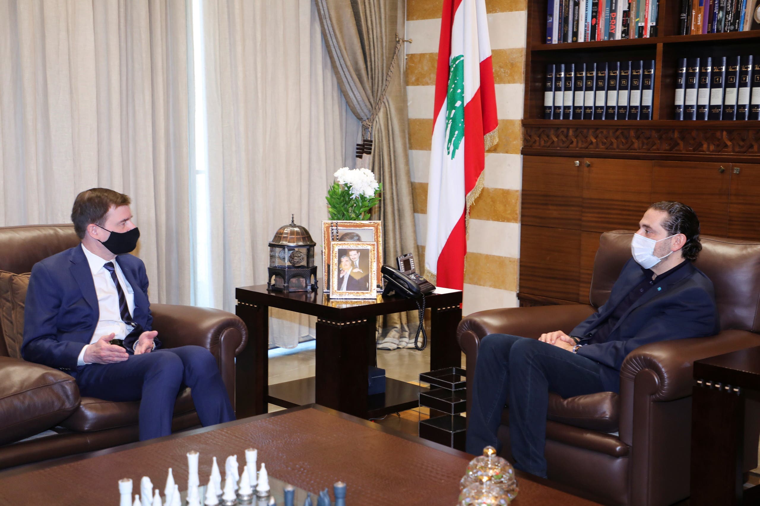 السفير هيل مع رئيس الحكومة المكلَّف سعد الحريري