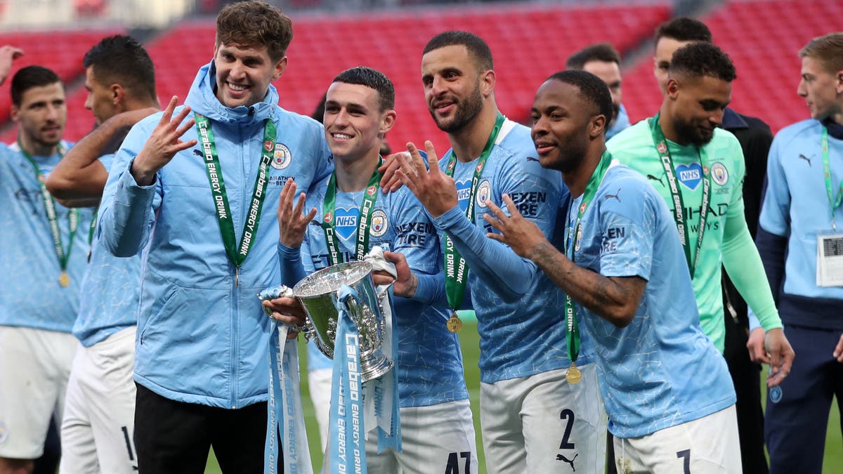 لاعب مانشستر سيتي يتعرض لإساءة عنصرية