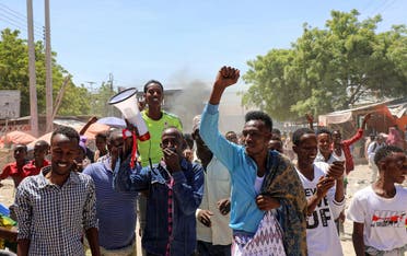 Protesters demonstrate against Somalia's President Mohamed Abdullahi Mohamed on the streets of Yaqshid district of Mogadishu, Somalia, on April 25, 2021. (Reuters)